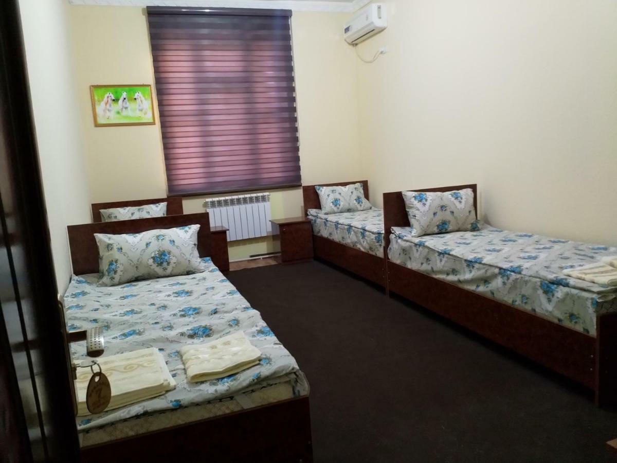 Hostel Mukarram Bukhara Exterior foto