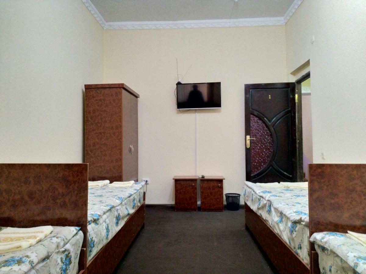 Hostel Mukarram Bukhara Exterior foto