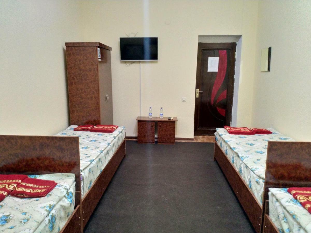 Hostel Mukarram Bukhara Exterior foto