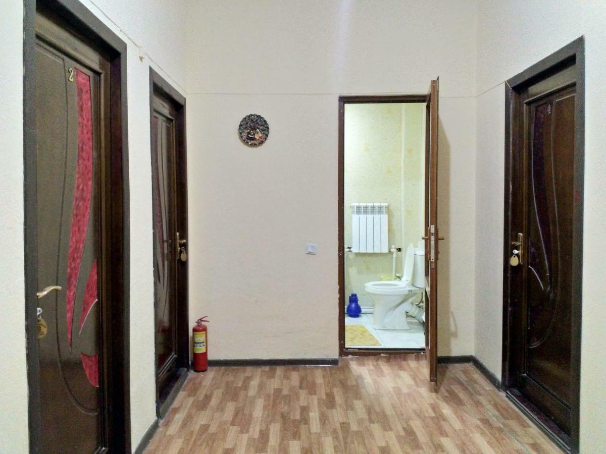Hostel Mukarram Bukhara Exterior foto