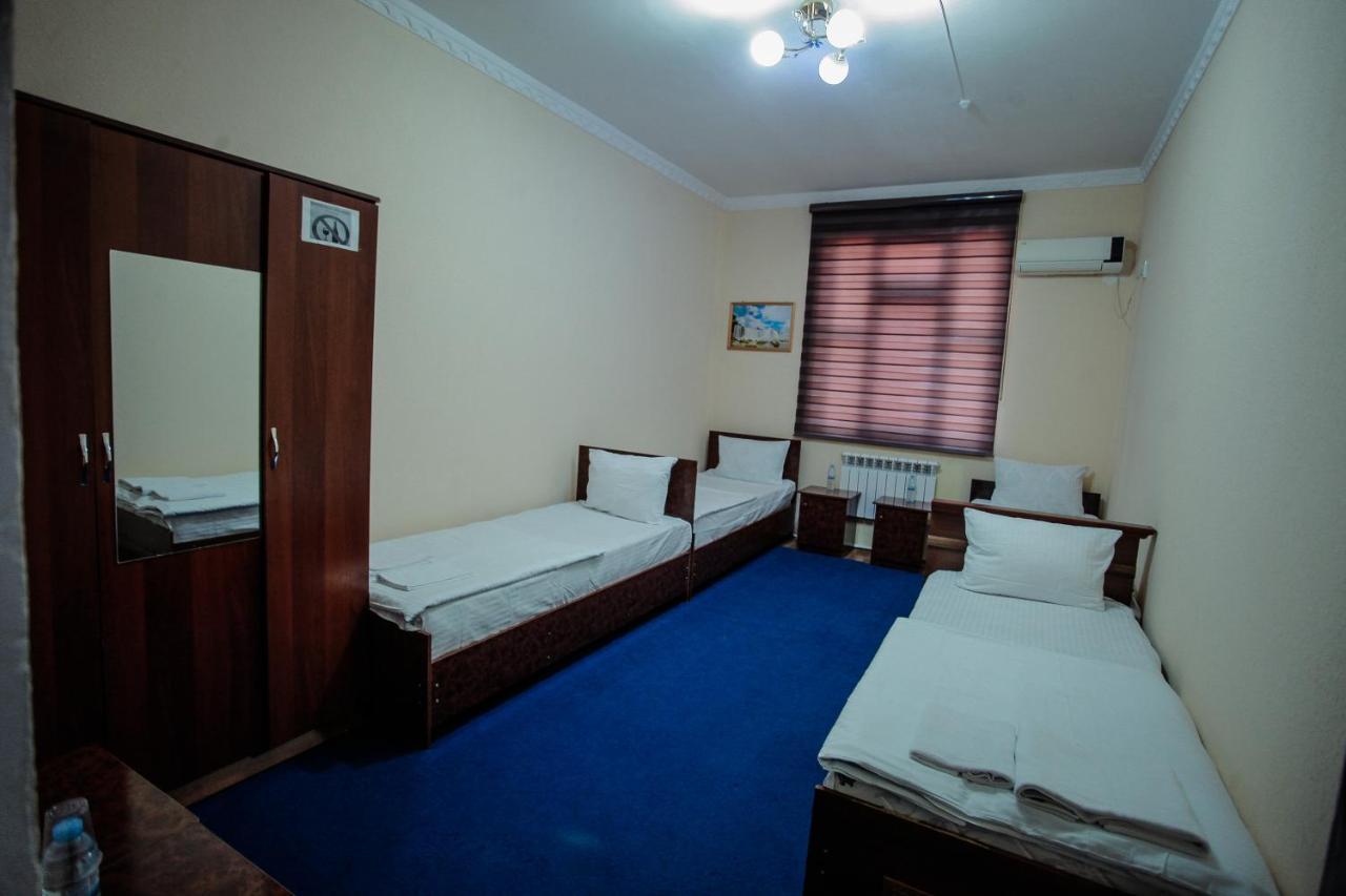 Hostel Mukarram Bukhara Exterior foto